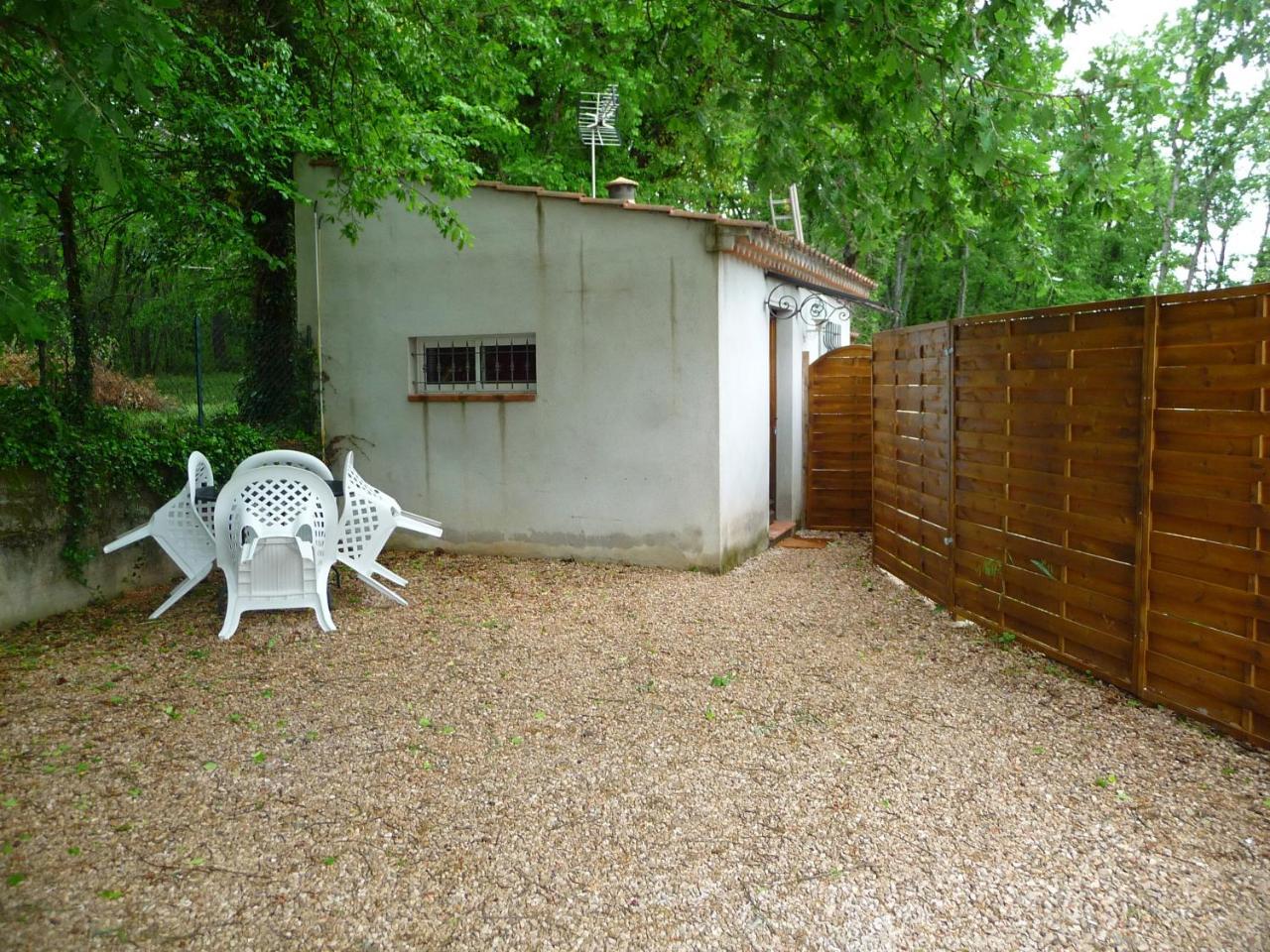 Mas Des Sentes Petit T1 Apartment Nans-les-Pins Exterior foto