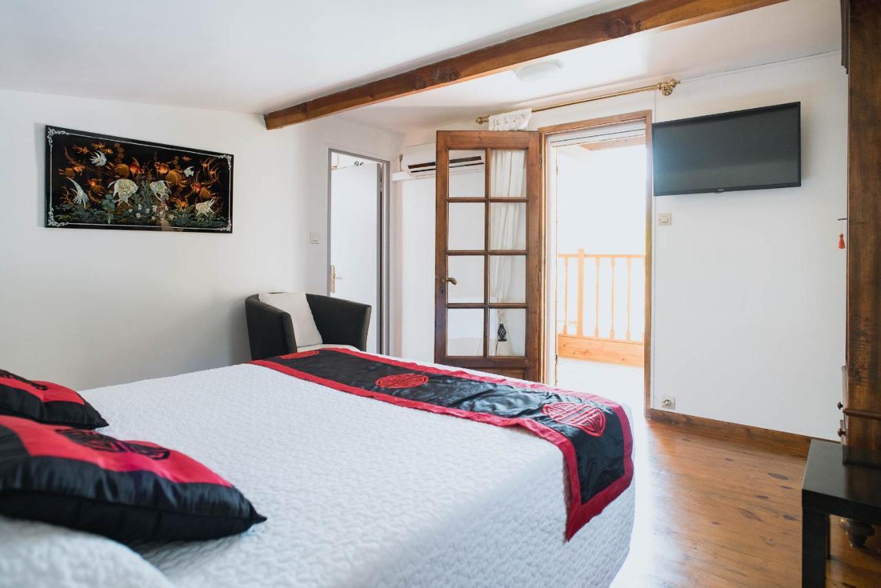 Mas Des Sentes Petit T1 Apartment Nans-les-Pins Exterior foto