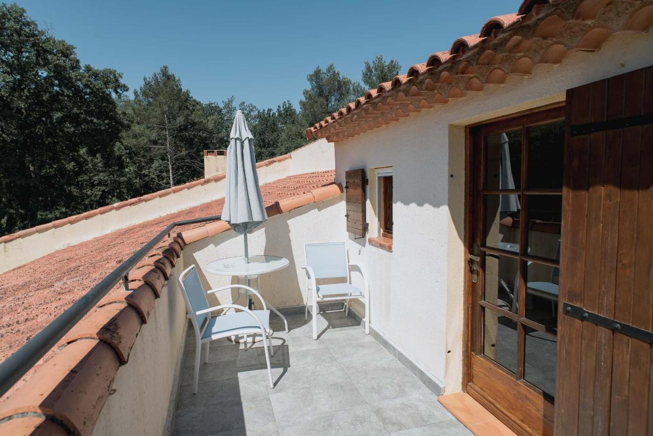 Mas Des Sentes Petit T1 Apartment Nans-les-Pins Exterior foto