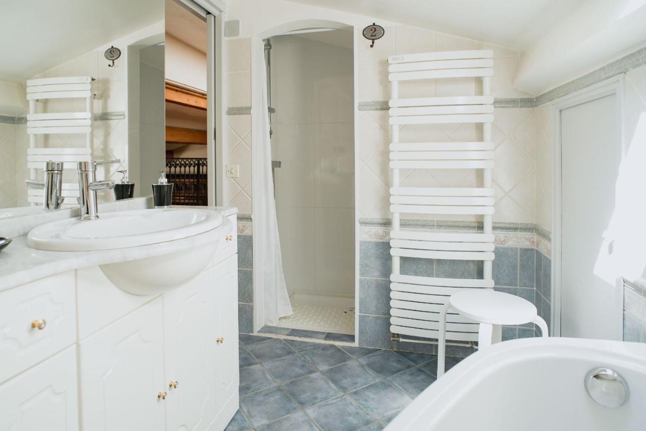 Mas Des Sentes Petit T1 Apartment Nans-les-Pins Exterior foto